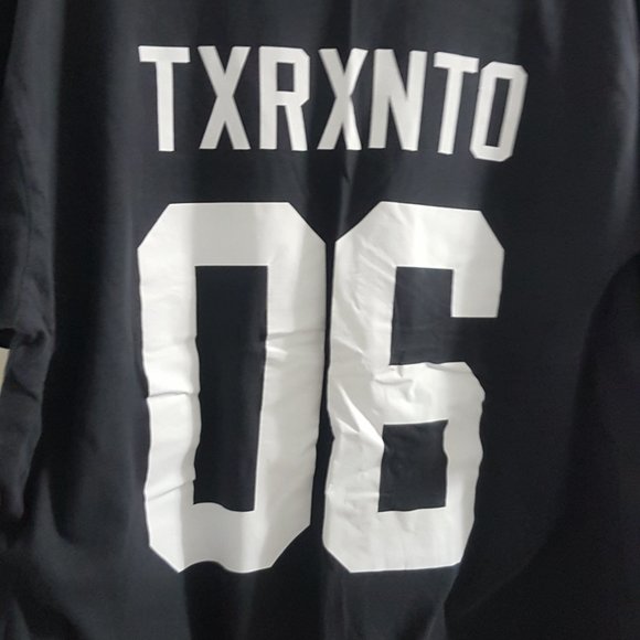 Trife YYZ Tshirt - Picture 2 of 2